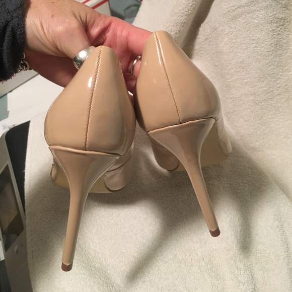 Shu Shop Nude Patent Heels Size 10 - Picture 3 of 4